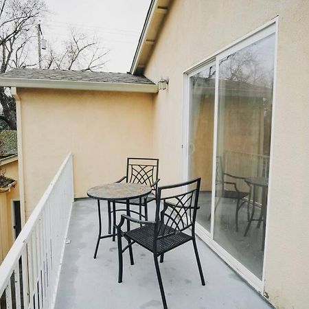 Gorgeous Upstairs Studio With Patio And Laundry Chico Extérieur photo