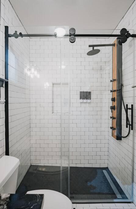 Gorgeous Upstairs Studio With Patio And Laundry Chico Extérieur photo